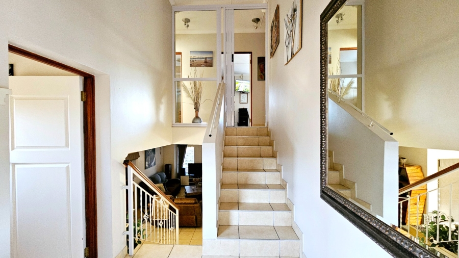 3 Bedroom Property for Sale in Island View Western Cape